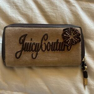 NWOT JUICY PRINCESS vintage wallet
